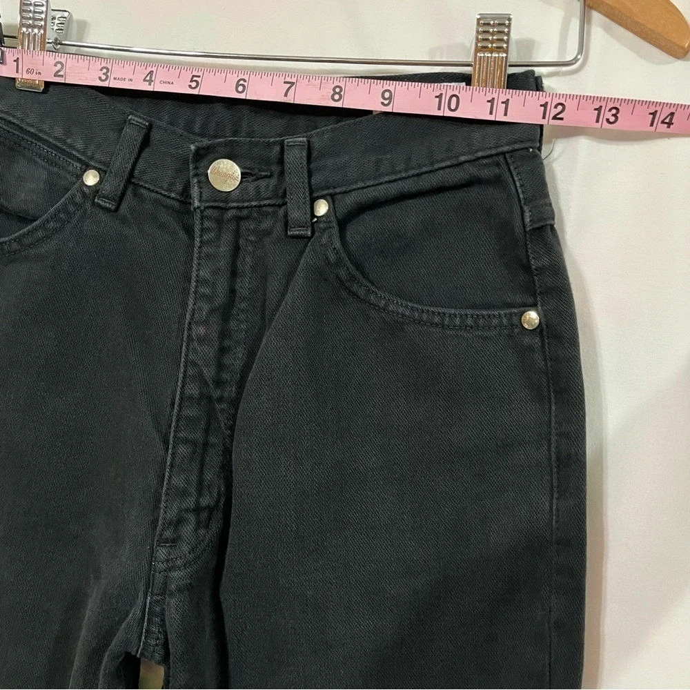 Vintage Lady Wrangler Black High Waisted Jeans 28/4 Straight Leg Western USA - Picture 13 of 15